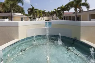 582 Broad Ave S, Naples, FL 34102 - Photo 30