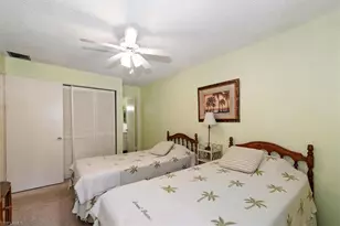582 Broad Ave S, Naples, FL 34102 - Photo 18