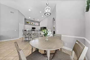 297 Sawgrass Ct, Naples, FL 34110 - Photo 16