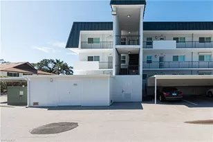 4200 Belair Ln, Naples, FL 34103 - Photo 2