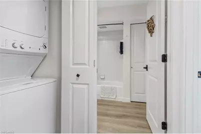 828 Gulf Pavilion Dr #101, Naples, FL 34108 - Photo 22