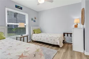 828 Gulf Pavilion Dr, Naples, FL 34108 - Photo 20