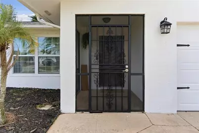428 SW 33rd Ter, Cape Coral, FL 33914 - Photo 4