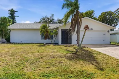 428 SW 33rd Ter, Cape Coral, FL 33914 - Photo 2