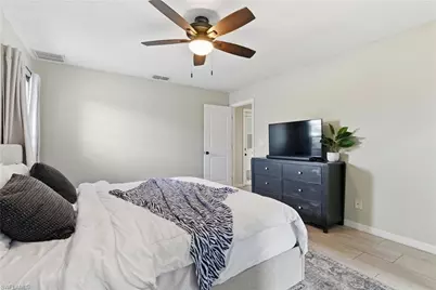 428 SW 33rd Ter, Cape Coral, FL 33914 - Photo 24