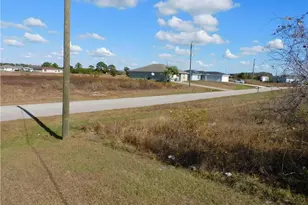 9026 Maywood Cir N, Labelle, FL 33935 - Photo 32