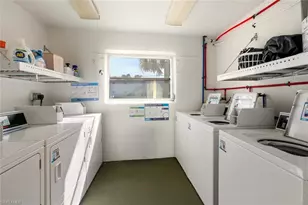 900 8th Ave S, Naples, FL 34102 - Photo 22