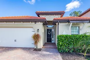 16242 Aberdeen Wy, Naples, FL 34110 - Photo 2