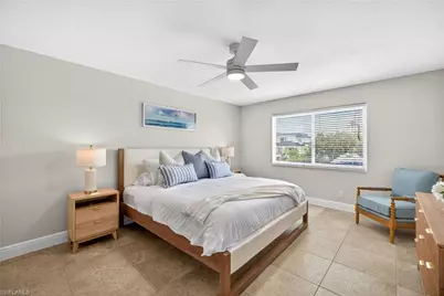 1550 Gulf Shore Blvd N #E6, Naples, FL 34102 - Photo 12