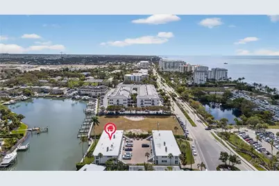 1550 Gulf Shore Blvd N #E6, Naples, FL 34102 - Photo 18