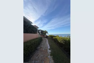 2600 McGregor Blvd, Fort Myers, FL 33901 - Photo 6