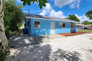 2252 Maple Ave, Fort Myers, FL 33901 - Photo 16