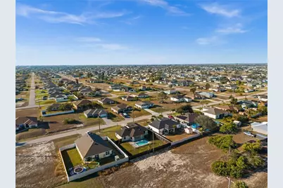 1621 NW 23rd Ter, Cape Coral, FL 33993 - Photo 48