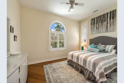 464 Oak Ave, Naples, FL 34108 - Photo 14