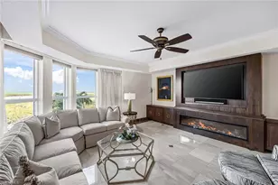 285 Grande Way, Naples, FL 34110 - Photo 1