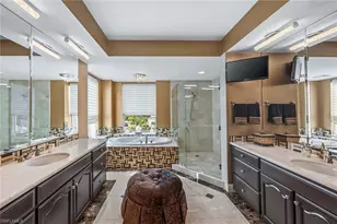 285 Grande Way, Naples, FL 34110 - Photo 22