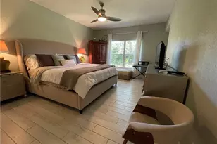 1130 Partridge Cir, Naples, FL 34104 - Photo 18