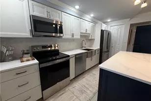 960 7th St S, Naples, FL 34102 - Photo 8