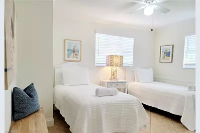 559 105th Ave N, Naples, FL 34108 - Photo 10