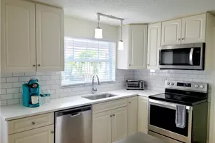 559 105th Ave N, Naples, FL 34108 - Photo 14