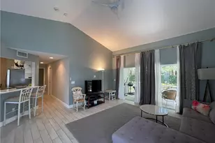 1130 Partridge Cir, Naples, FL 34104 - Photo 14