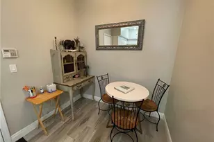 1130 Partridge Cir, Naples, FL 34104 - Photo 8