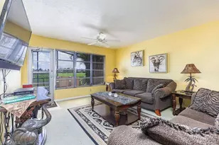 3832 Snowflake Ln, Naples, FL 34112 - Photo 10