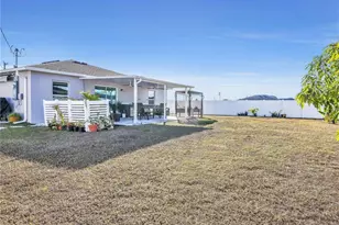 643 Tropicana Pkwy E, Cape Coral, FL 33909 - Photo 28