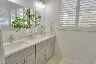 114 Amblewood Ln #9-903, Naples, FL 34105 - Photo 10