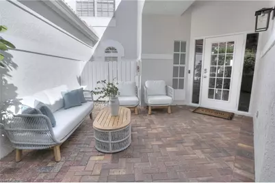 114 Amblewood Ln #9-903, Naples, FL 34105 - Photo 2