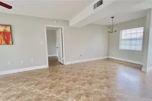 481 Quail Forest Blvd, Naples, FL 34105 - Photo 2