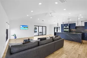 10771 6th St, Naples, FL 34108 - Photo 6