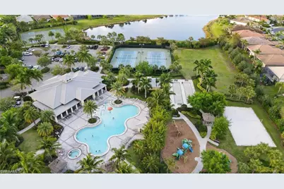 2261 Avocado Ln, Naples, FL 34120 - Photo 32