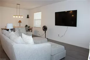 2261 Avocado Ln, Naples, FL 34120 - Photo 10