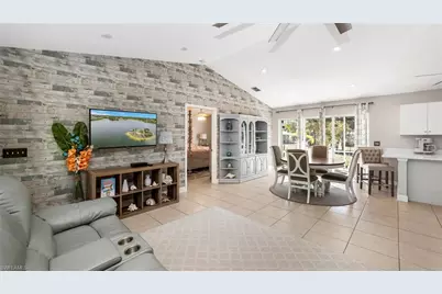 3340 2nd Ave SE, Naples, FL 34117 - Photo 6