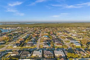 109 SW 37th Pl, Cape Coral, FL 33991 - Photo 46