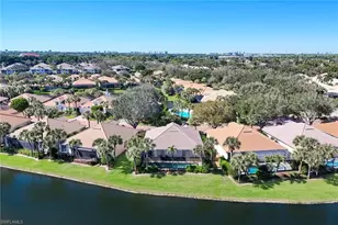 2328 Island Cove Cir, Naples, FL 34109 - Photo 32