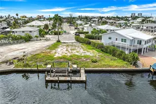 20 Avenida Carita, Fort Myers Beach, FL 33931 - Photo 2