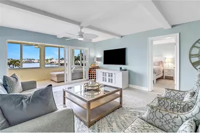 3420 Gulf Shore Blvd N #31, Naples, FL 34103 - Photo 2