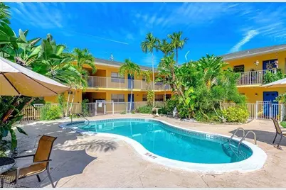 4290 Gulfstream Dr #5, Naples, FL 34112 - Photo 1