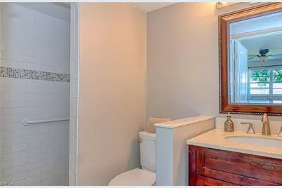 4290 Gulfstream Dr #5, Naples, FL 34112 - Photo 8