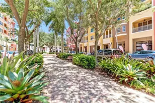 401 Bayfront Pl, Naples, FL 34102 - Photo 22