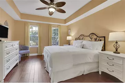 401 Bayfront Pl #3207, Naples, FL 34102 - Photo 4