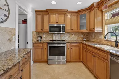 5266 Wisteria Ct, Cape Coral, FL 33904 - Photo 18