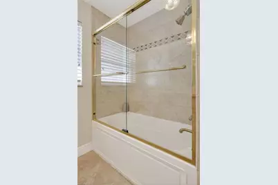 5266 Wisteria Ct, Cape Coral, FL 33904 - Photo 32