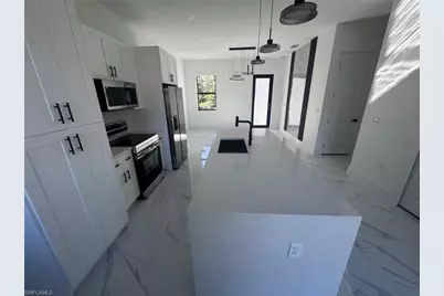 1035 Barcelona St E, Lehigh Acres, FL 33974 - Photo 8