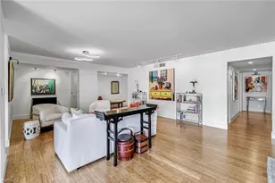 105 Wilderness Dr, Naples, FL 34105 - Photo 8