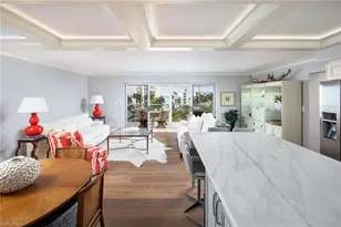 1200 Gulf Shore Blvd N, Naples, FL 34102 - Photo 2