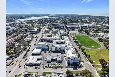 101 8th St S #201, Naples, FL 34102 - Photo 30