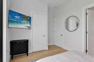 101 8th St S, Naples, FL 34102 - Photo 20